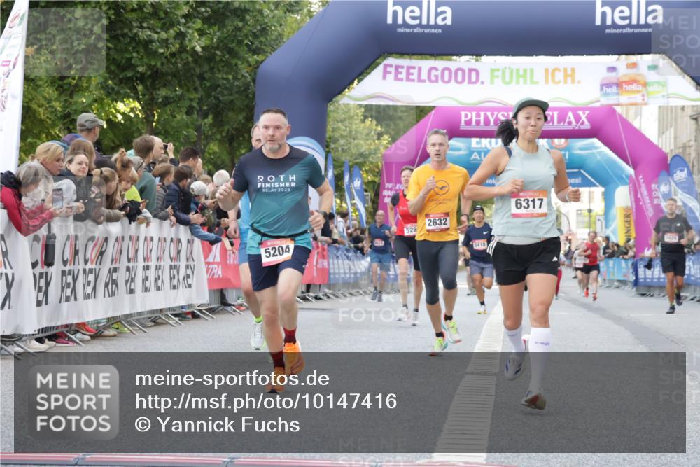 06.09.2026 - CURREX Alsterlauf Yannick Fuchs http://msf.ph/oto/10147416 06.09.2026 09:48:45 Ziel 2081, 2088, 2480, 2632, 3008, 4359, 5204, 5245, 5450, 5941, 6061, 6198, 6317, 8223 meine-sportfotos.de