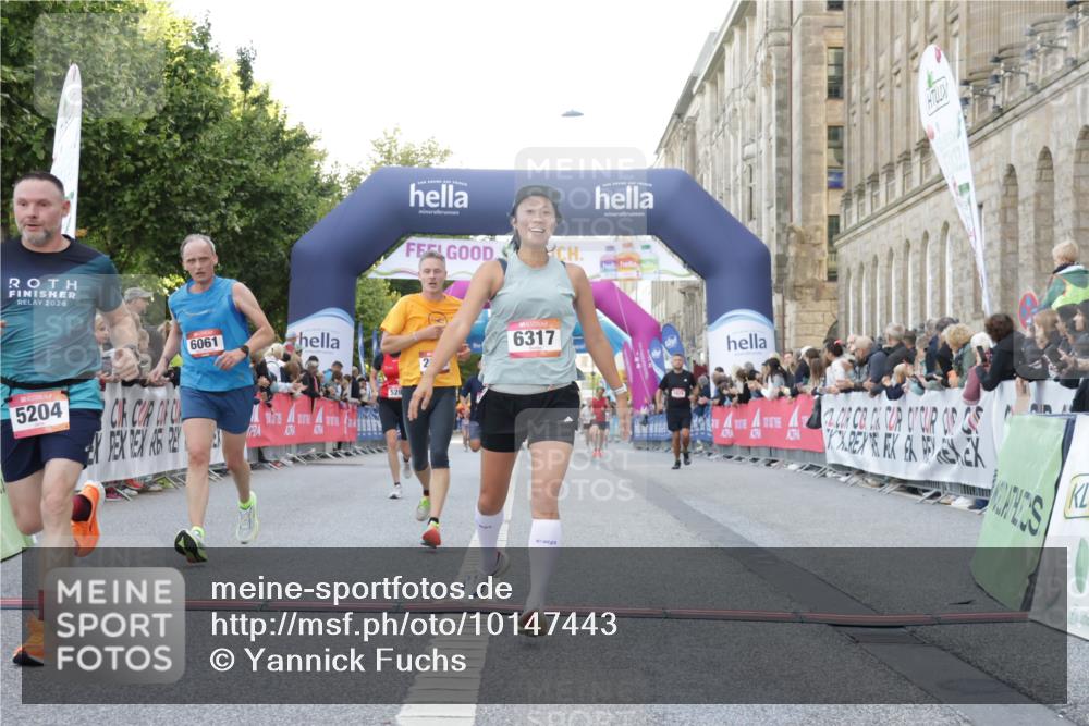 06.09.2026 - CURREX Alsterlauf Yannick Fuchs http://msf.ph/oto/10147443 06.09.2026 09:48:47 Ziel 2081, 2088, 2480, 2632, 3008, 4359, 5204, 5245, 5280, 5410, 5450, 6061, 6317 meine-sportfotos.de