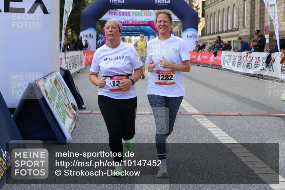 06.09.2026 - CURREX Alsterlauf Strokosch-Dieckow http://msf.ph/oto/10147452 06.09.2026 11:57:05 Ziel 1055, 1228, 1229, 1248, 1257, 1282, 1292, 8284, 8325, 8326 meine-sportfotos.de