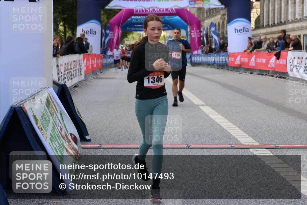 06.09.2026 - CURREX Alsterlauf Strokosch-Dieckow http://msf.ph/oto/10147493 06.09.2026 11:57:19 Ziel 1067, 1129, 1345, 1346, 8138 meine-sportfotos.de