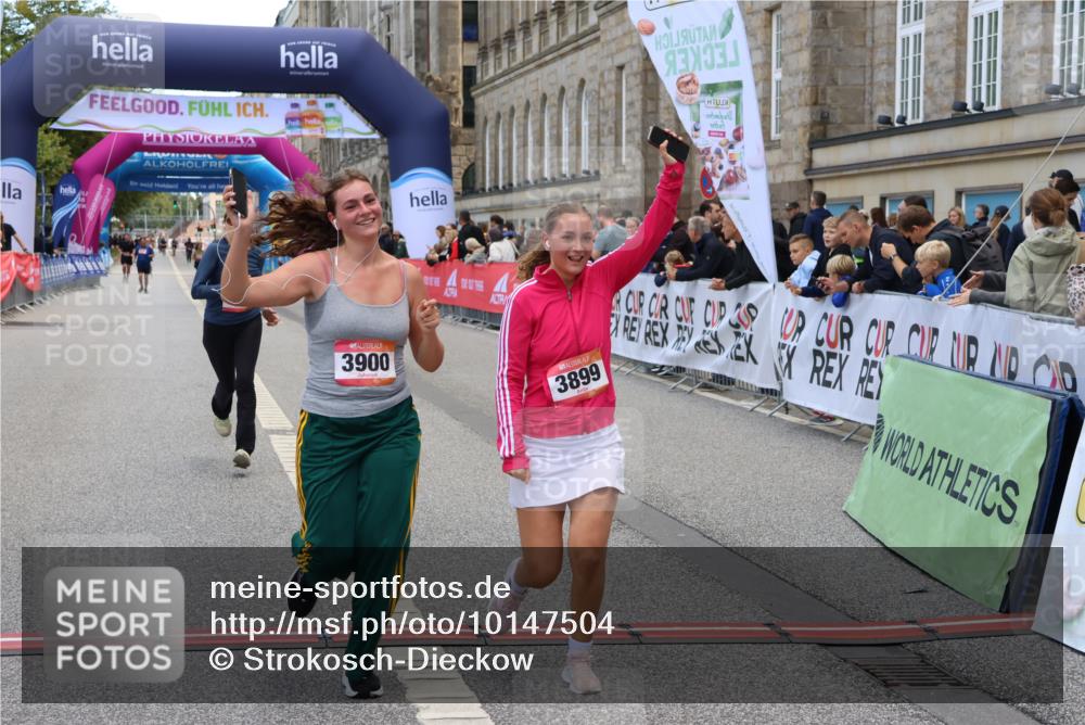 06.09.2026 - CURREX Alsterlauf Strokosch-Dieckow http://msf.ph/oto/10147504 06.09.2026 10:24:30 Ziel 2662, 3856, 3899, 3900, 5604, 5842 meine-sportfotos.de
