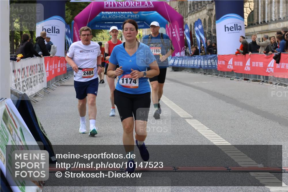 06.09.2026 - CURREX Alsterlauf Strokosch-Dieckow http://msf.ph/oto/10147523 06.09.2026 11:57:34 Ziel 1154, 1174, 1187, 1188, 1193, 1302, 2484 meine-sportfotos.de
