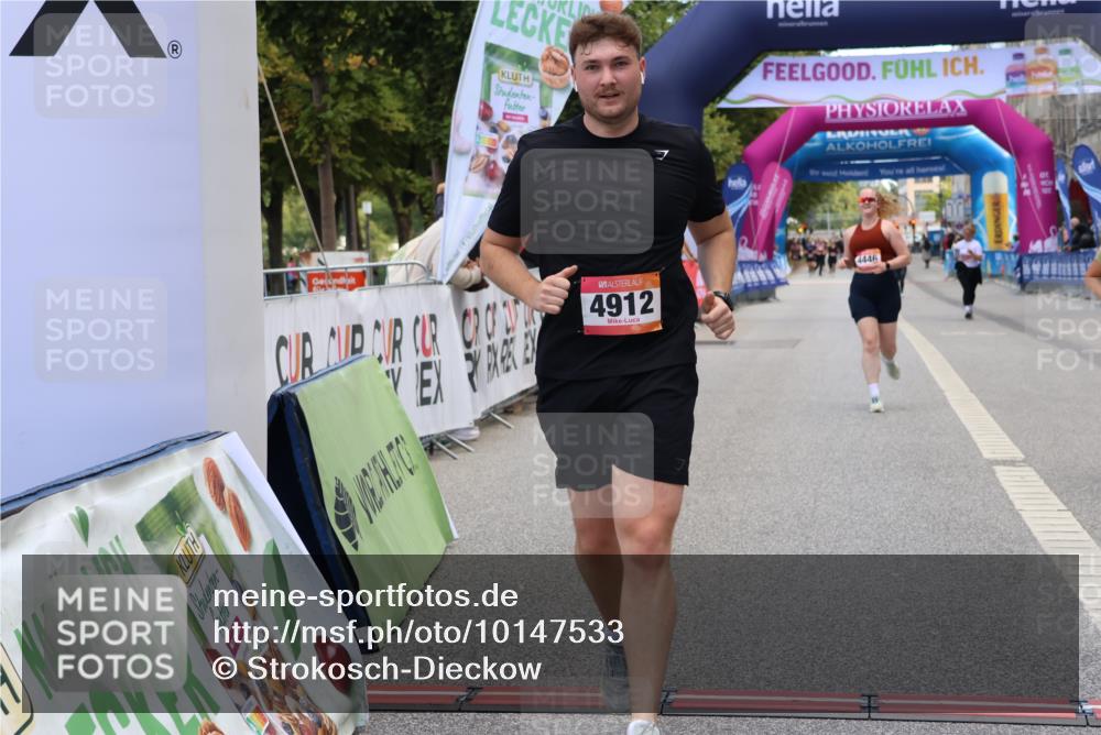 06.09.2026 - CURREX Alsterlauf Strokosch-Dieckow http://msf.ph/oto/10147533 06.09.2026 10:24:54 Ziel 3716, 4446, 4912, 4927 meine-sportfotos.de