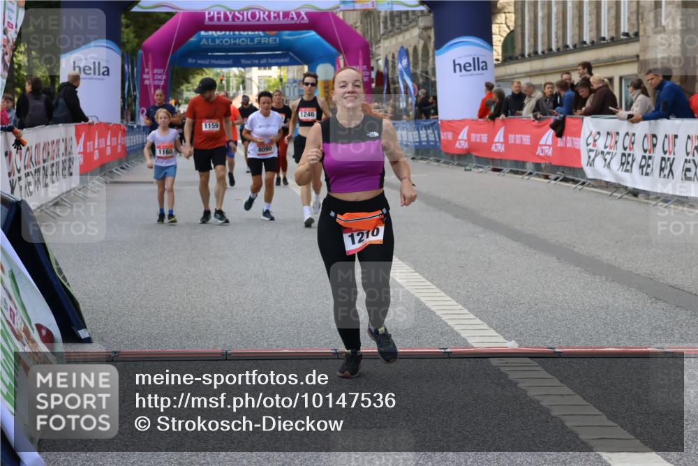 06.09.2026 - CURREX Alsterlauf Strokosch-Dieckow http://msf.ph/oto/10147536 06.09.2026 11:57:44 Ziel 1187, 1188, 1210, 1246 meine-sportfotos.de