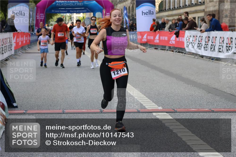 06.09.2026 - CURREX Alsterlauf Strokosch-Dieckow http://msf.ph/oto/10147543 06.09.2026 11:57:45 Ziel 1210, 1246, 8090 meine-sportfotos.de
