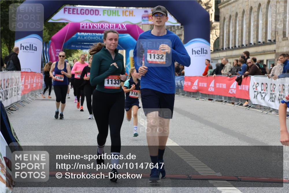 06.09.2026 - CURREX Alsterlauf Strokosch-Dieckow http://msf.ph/oto/10147647 06.09.2026 11:58:06 Ziel 1180, 1186, 1199, 1283, 8048, 8300 meine-sportfotos.de