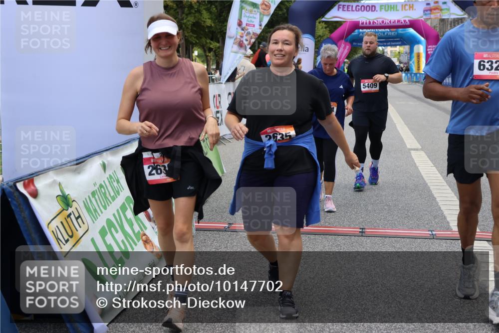 06.09.2026 - CURREX Alsterlauf Strokosch-Dieckow http://msf.ph/oto/10147702 06.09.2026 10:25:52 Ziel 2075, 2635, 2636, 3297, 3774, 4258, 4794, 5409, 6202, 6252, 6325 meine-sportfotos.de