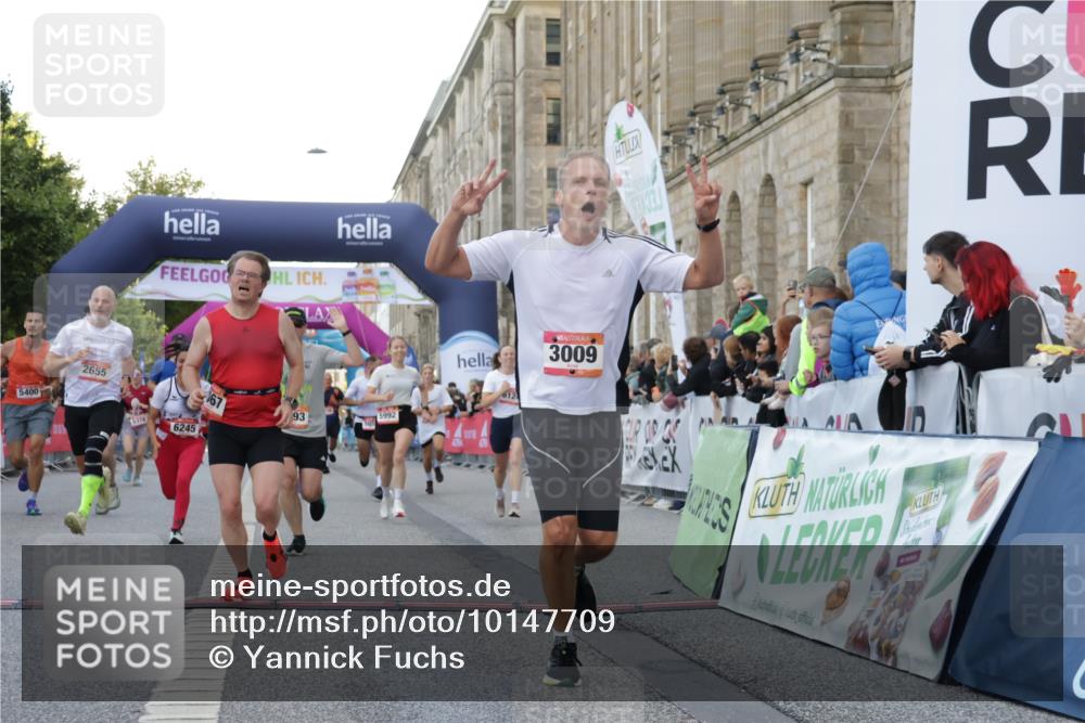 06.09.2026 - CURREX Alsterlauf Yannick Fuchs http://msf.ph/oto/10147709 06.09.2026 09:48:58 Ziel 2067, 2655, 2693, 3009, 3074, 4579, 4785, 5034, 5280, 5400, 5410, 5929, 5992, 6041, 6124, 6236, 6245 meine-sportfotos.de