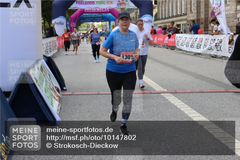 06.09.2026 - CURREX Alsterlauf Strokosch-Dieckow http://msf.ph/oto/10147802 06.09.2026 11:58:56 Ziel 1111, 1224, 1301, 1327, 1329, 4444, 8046 meine-sportfotos.de