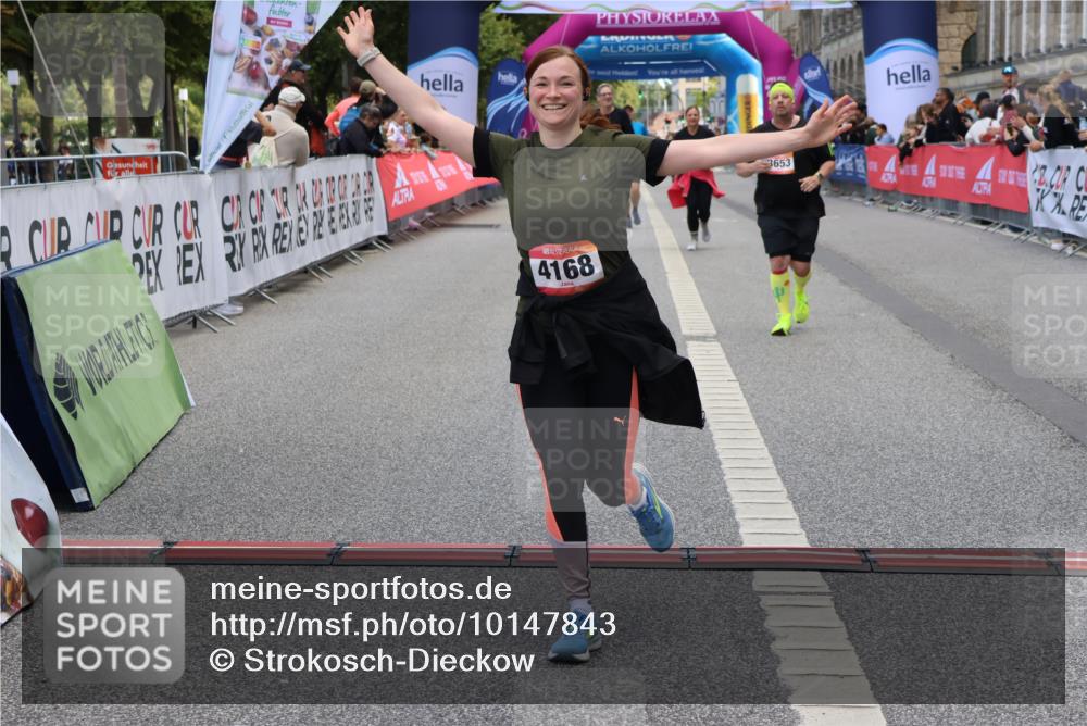 06.09.2026 - CURREX Alsterlauf Strokosch-Dieckow http://msf.ph/oto/10147843 06.09.2026 10:26:27 Ziel 3653, 4168, 4385, 4386 meine-sportfotos.de