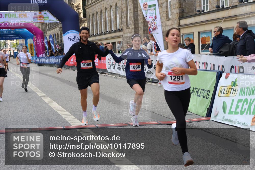 06.09.2026 - CURREX Alsterlauf Strokosch-Dieckow http://msf.ph/oto/10147895 06.09.2026 11:59:26 Ziel 1037, 1038, 1068, 1069, 1173, 1261, 1291, 1330 meine-sportfotos.de