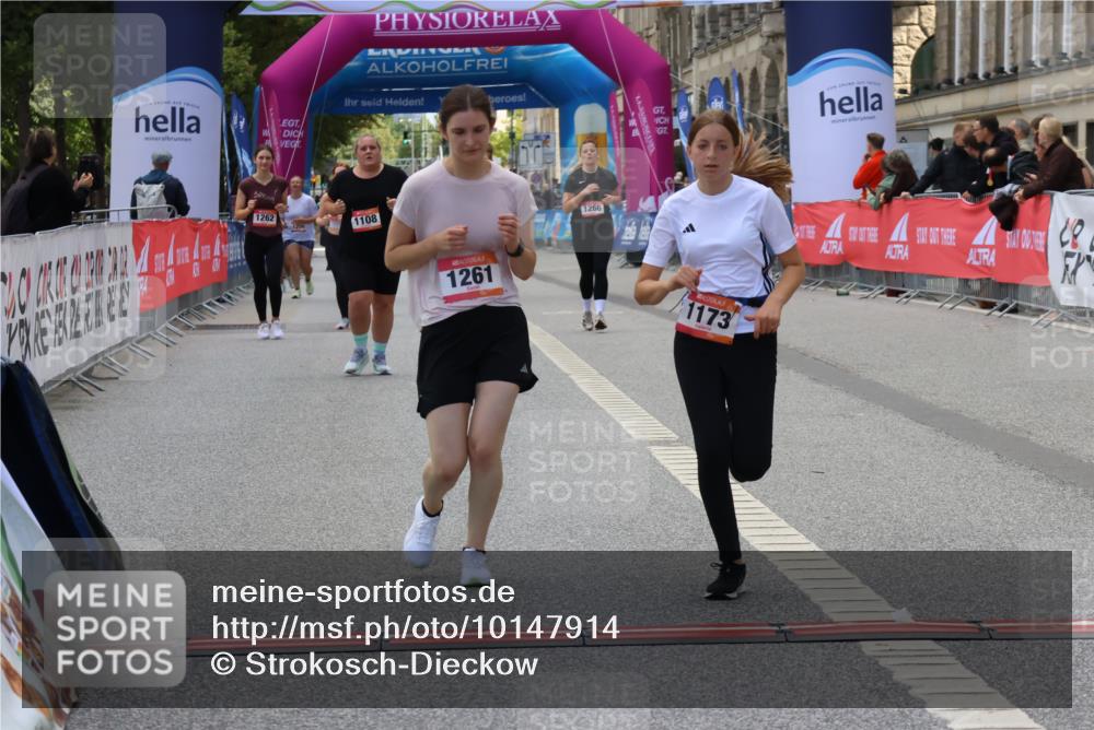 06.09.2026 - CURREX Alsterlauf Strokosch-Dieckow http://msf.ph/oto/10147914 06.09.2026 11:59:29 Ziel 1018, 1068, 1069, 1173, 1261, 1291 meine-sportfotos.de