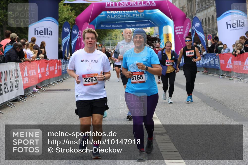 06.09.2026 - CURREX Alsterlauf Strokosch-Dieckow http://msf.ph/oto/10147918 06.09.2026 10:26:52 Ziel 2253, 2790, 2791, 3013, 3165 meine-sportfotos.de