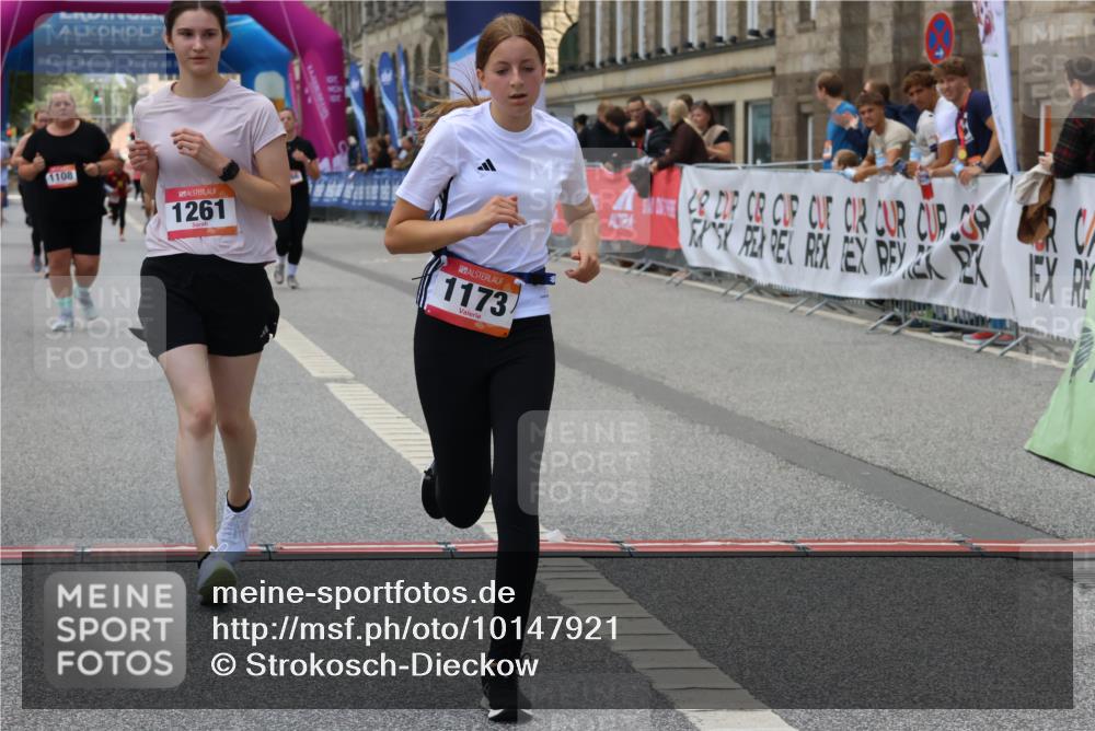 06.09.2026 - CURREX Alsterlauf Strokosch-Dieckow http://msf.ph/oto/10147921 06.09.2026 11:59:30 Ziel 1018, 1068, 1069, 1108, 1173, 1261, 1291 meine-sportfotos.de