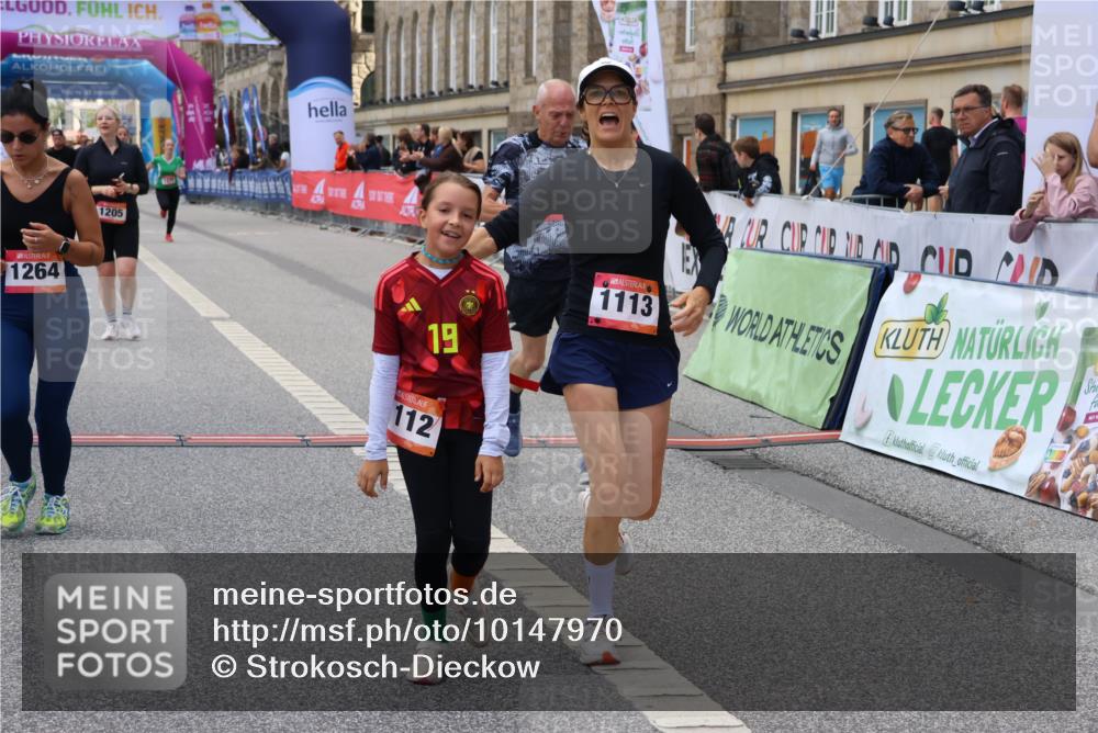 06.09.2026 - CURREX Alsterlauf Strokosch-Dieckow http://msf.ph/oto/10147970 06.09.2026 11:59:44 Ziel 1006, 1120, 1205, 1206, 1215, 1262, 1266, 1275, 8139 meine-sportfotos.de