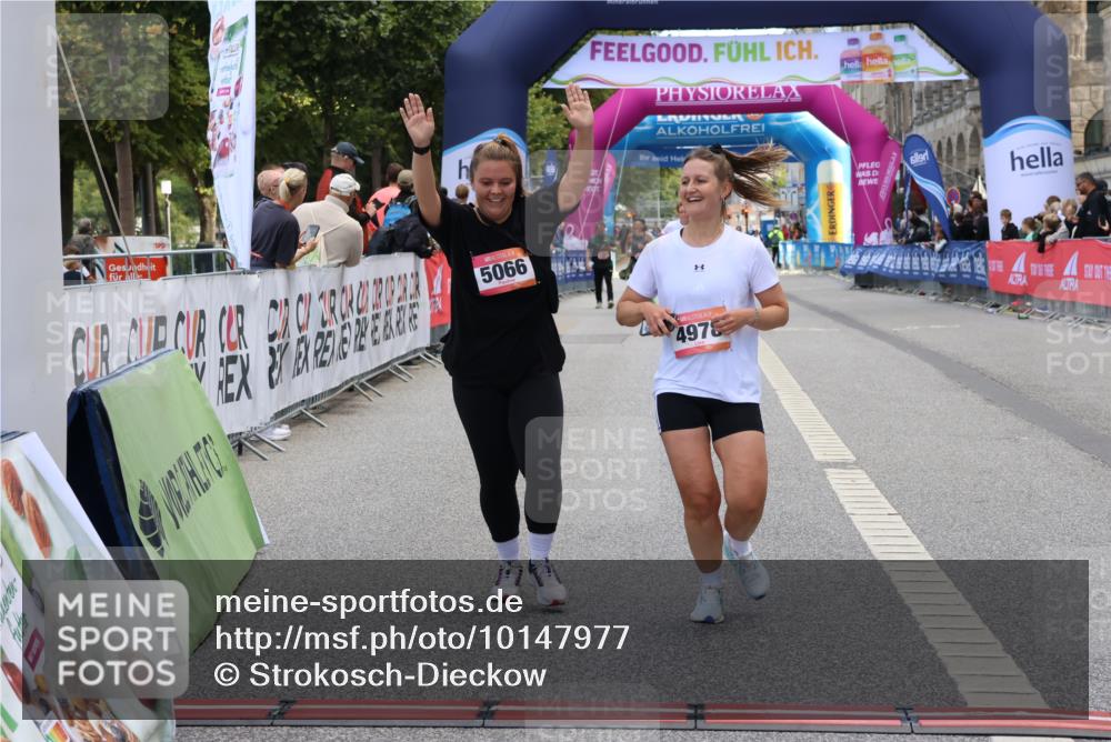 06.09.2026 - CURREX Alsterlauf Strokosch-Dieckow http://msf.ph/oto/10147977 06.09.2026 10:27:04 Ziel 4484, 4489, 4978, 5066, 5155, 5156 meine-sportfotos.de