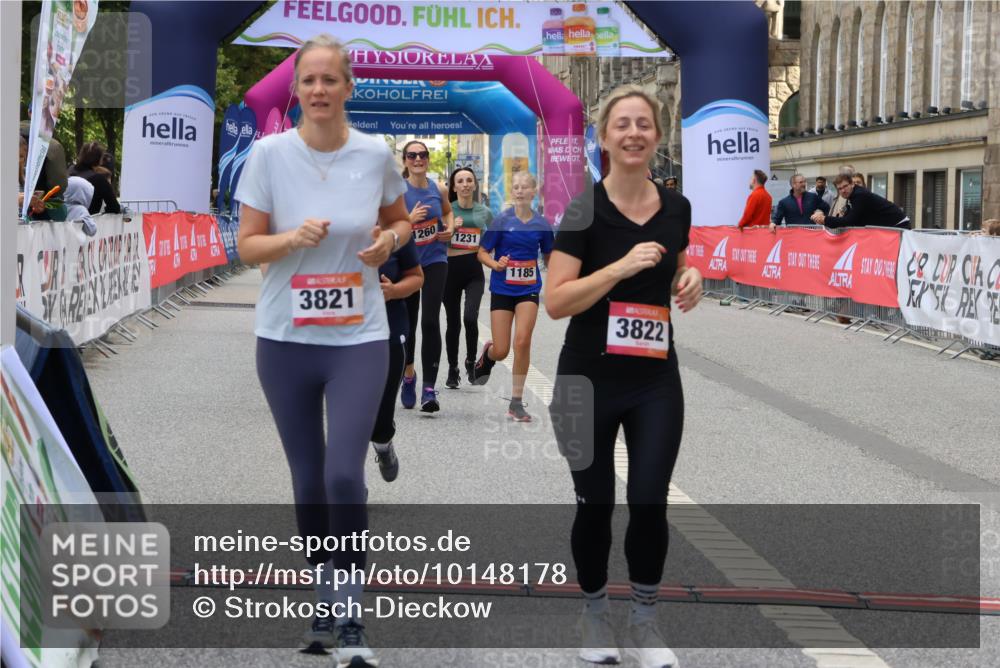 06.09.2026 - CURREX Alsterlauf Strokosch-Dieckow http://msf.ph/oto/10148178 06.09.2026 12:00:38 Ziel 1061, 1185, 1222, 1231, 1260, 1272, 3821, 3822, 8202 meine-sportfotos.de
