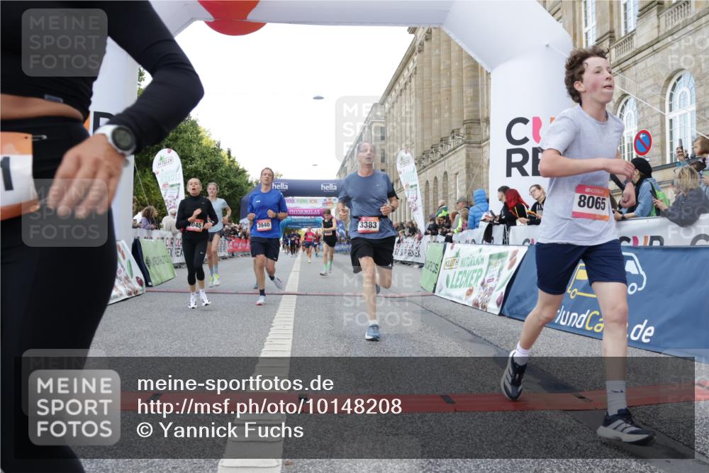 06.09.2026 - CURREX Alsterlauf Yannick Fuchs http://msf.ph/oto/10148208 06.09.2026 09:49:22 Ziel 1045, 2009, 2216, 3383, 3845, 3940, 4249, 4722, 4999, 5331, 5667, 5784, 6105, 6123, 6173, 6181, 6415, 8065 meine-sportfotos.de