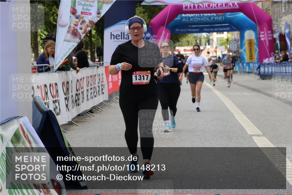 06.09.2026 - CURREX Alsterlauf Strokosch-Dieckow http://msf.ph/oto/10148213 06.09.2026 12:00:56 Ziel 1097, 1317, 4802 meine-sportfotos.de