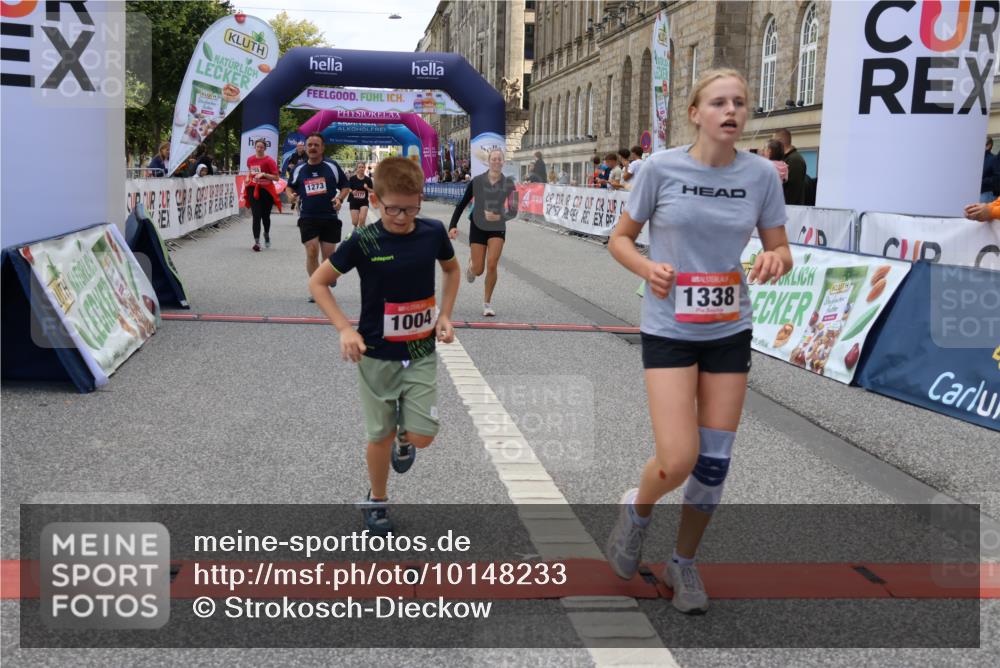 06.09.2026 - CURREX Alsterlauf Strokosch-Dieckow http://msf.ph/oto/10148233 06.09.2026 12:01:07 Ziel 1170, 1177, 1270, 1273, 1338, 3755, 4802 meine-sportfotos.de
