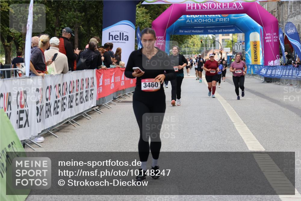 06.09.2026 - CURREX Alsterlauf Strokosch-Dieckow http://msf.ph/oto/10148247 06.09.2026 10:28:18 Ziel 3460 meine-sportfotos.de