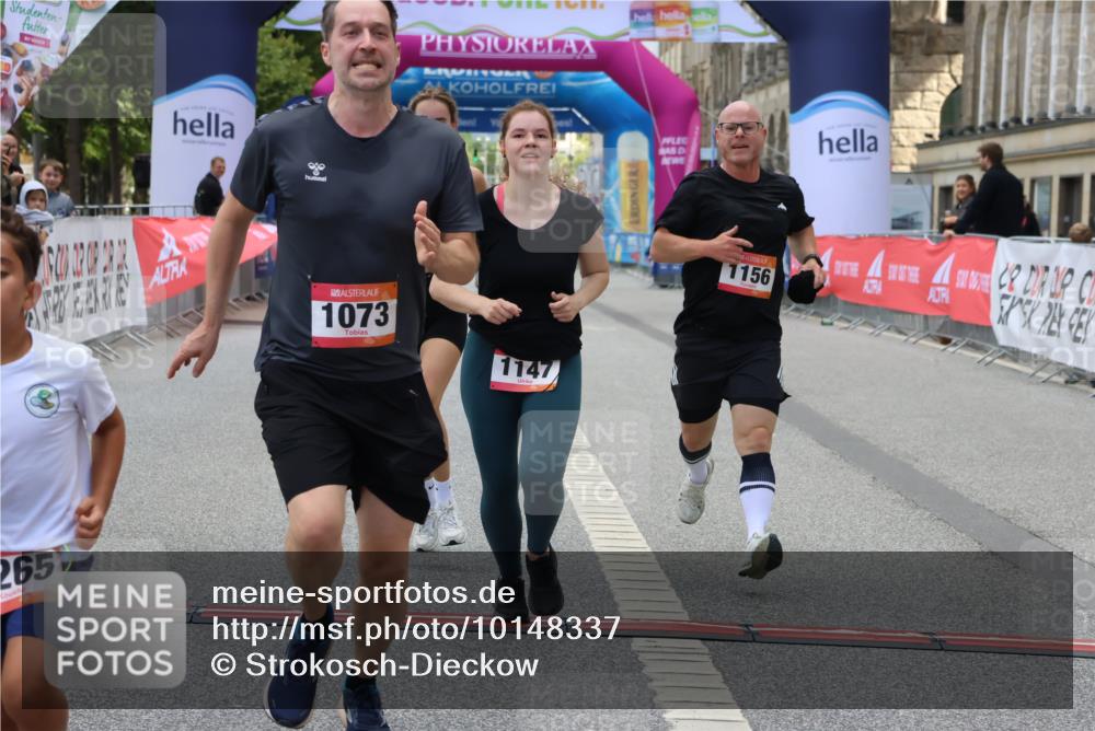 06.09.2026 - CURREX Alsterlauf Strokosch-Dieckow http://msf.ph/oto/10148337 06.09.2026 12:01:31 Ziel 1073, 1147, 1155, 1156, 1243, 1265 meine-sportfotos.de