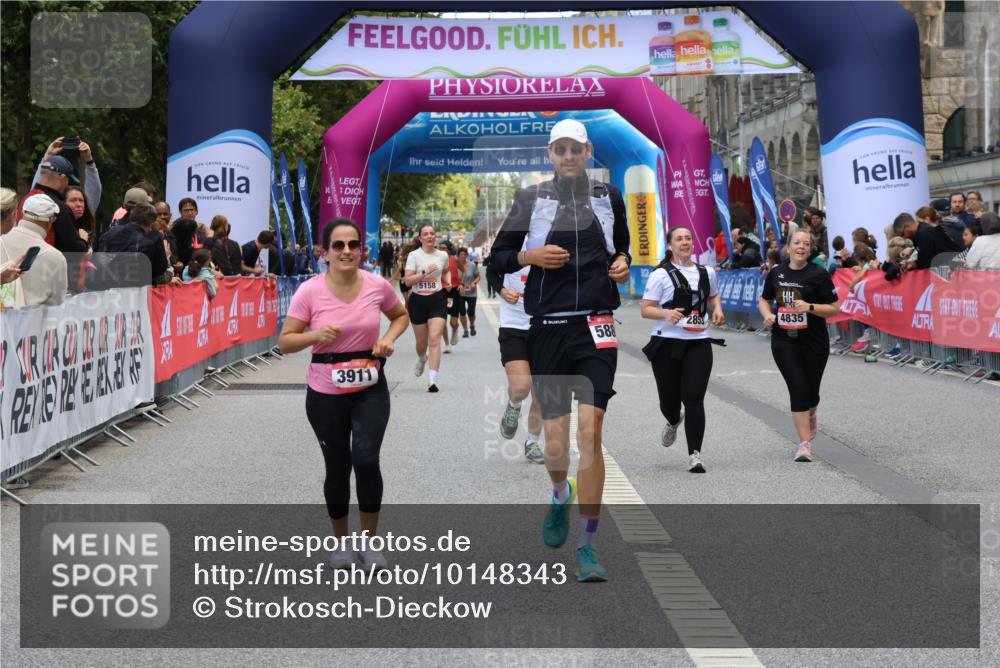 06.09.2026 - CURREX Alsterlauf Strokosch-Dieckow http://msf.ph/oto/10148343 06.09.2026 10:28:43 Ziel 2852, 2853, 3911, 4766, 4799, 4835, 5880 meine-sportfotos.de