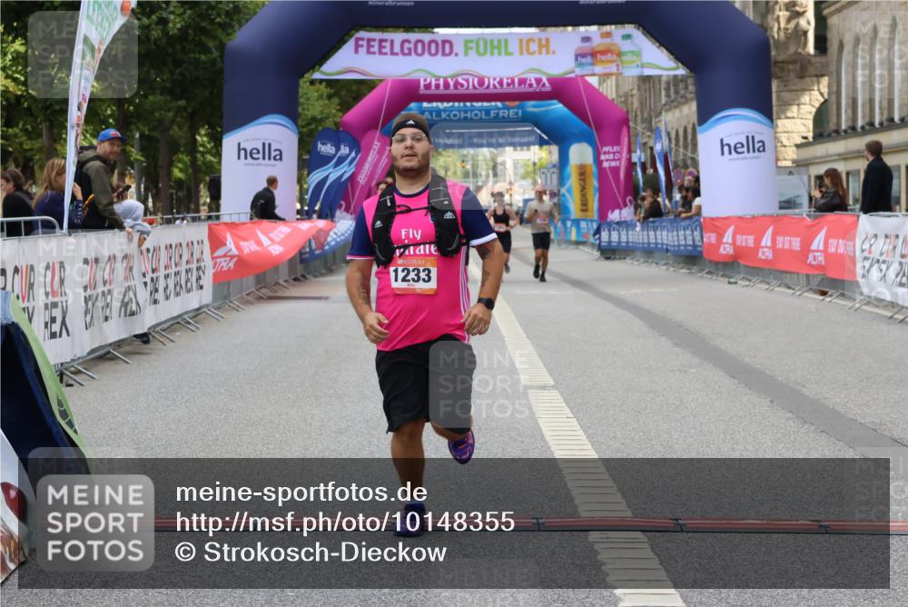 06.09.2026 - CURREX Alsterlauf Strokosch-Dieckow http://msf.ph/oto/10148355 06.09.2026 12:01:37 Ziel 1073, 1147, 1155, 1156, 1233, 1265 meine-sportfotos.de