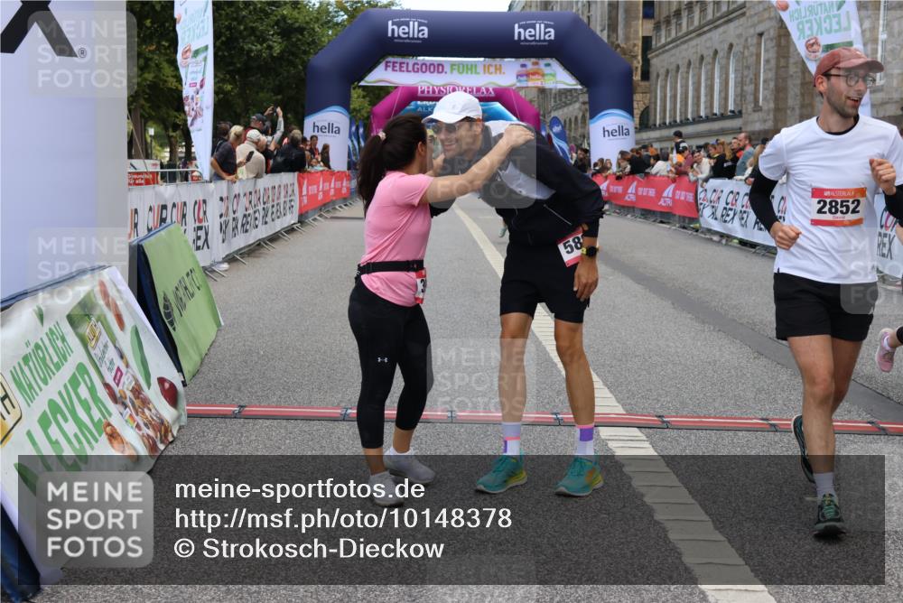06.09.2026 - CURREX Alsterlauf Strokosch-Dieckow http://msf.ph/oto/10148378 06.09.2026 10:28:48 Ziel 2852, 2853, 3911, 4835, 5158, 5880 meine-sportfotos.de
