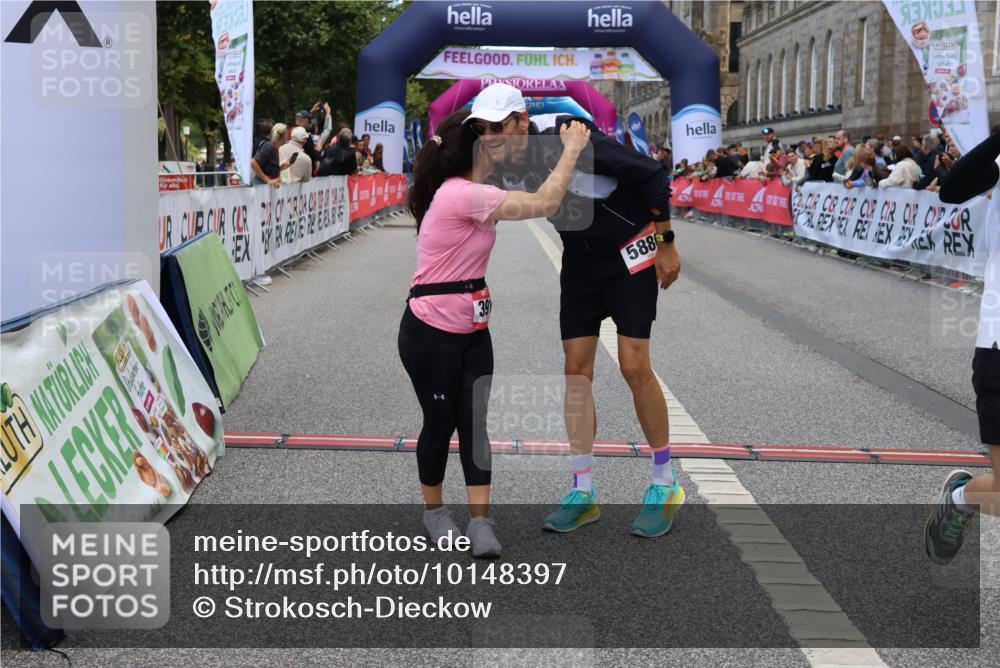 06.09.2026 - CURREX Alsterlauf Strokosch-Dieckow http://msf.ph/oto/10148397 06.09.2026 10:28:49 Ziel 2852, 2853, 3911, 4835, 5158, 5880 meine-sportfotos.de
