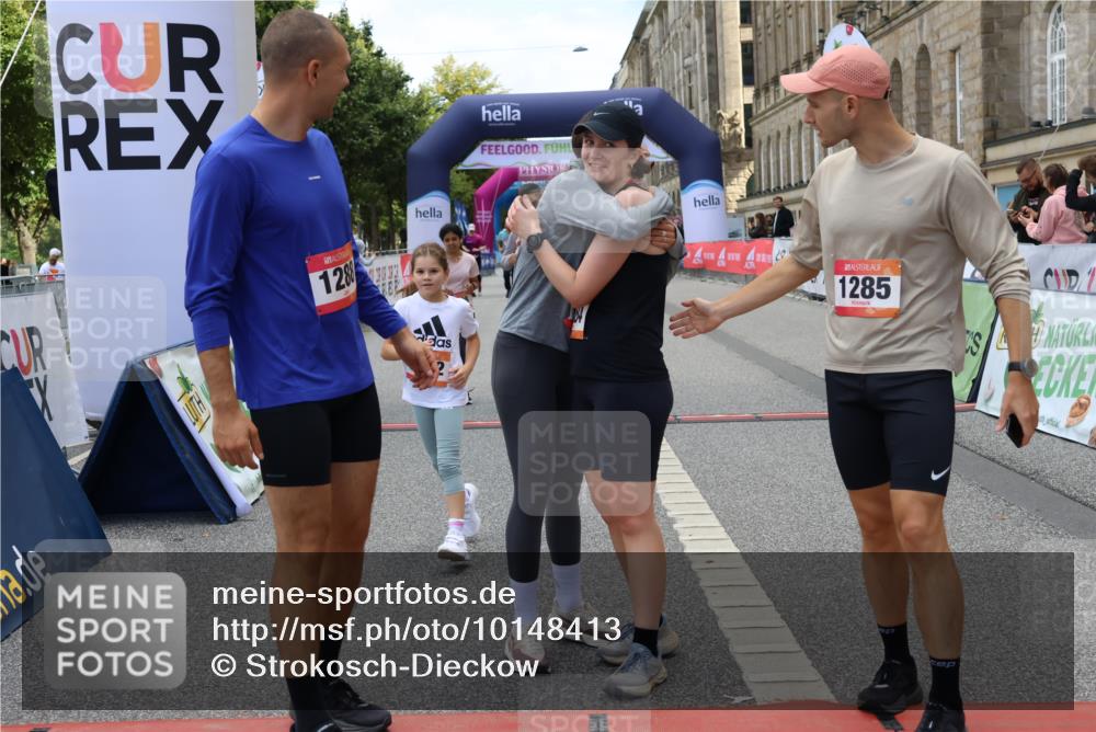 06.09.2026 - CURREX Alsterlauf Strokosch-Dieckow http://msf.ph/oto/10148413 06.09.2026 12:01:55 Ziel 1095, 1284, 1285, 1286, 1288, 1298, 1305, 8042 meine-sportfotos.de