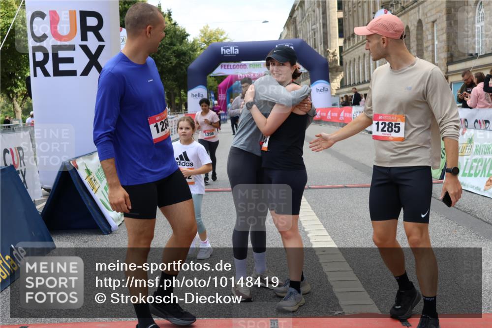 06.09.2026 - CURREX Alsterlauf Strokosch-Dieckow http://msf.ph/oto/10148419 06.09.2026 12:01:55 Ziel 1095, 1284, 1285, 1286, 1288, 1298, 1305, 8042 meine-sportfotos.de