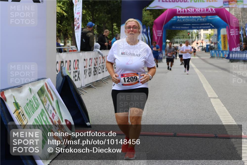 06.09.2026 - CURREX Alsterlauf Strokosch-Dieckow http://msf.ph/oto/10148456 06.09.2026 12:02:14 Ziel 1150, 1209 meine-sportfotos.de