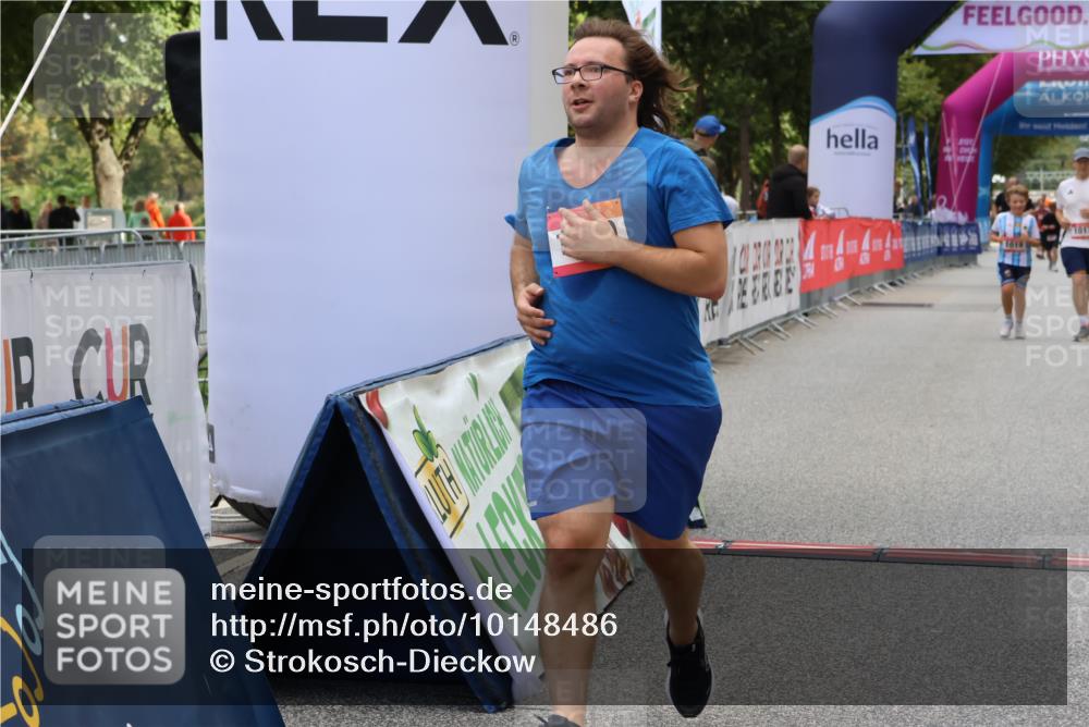 06.09.2026 - CURREX Alsterlauf Strokosch-Dieckow http://msf.ph/oto/10148486 06.09.2026 12:02:28 Ziel 1072, 1320, 1337 meine-sportfotos.de