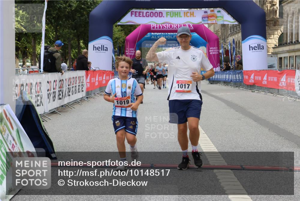 06.09.2026 - CURREX Alsterlauf Strokosch-Dieckow http://msf.ph/oto/10148517 06.09.2026 12:02:36 Ziel 1017, 1019 meine-sportfotos.de