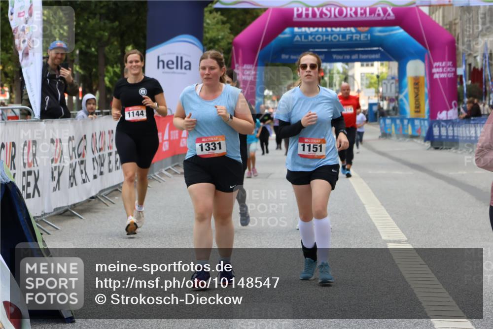 06.09.2026 - CURREX Alsterlauf Strokosch-Dieckow http://msf.ph/oto/10148547 06.09.2026 12:02:54 Ziel 1144, 1151, 1168, 1309, 1331 meine-sportfotos.de