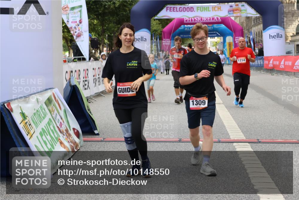 06.09.2026 - CURREX Alsterlauf Strokosch-Dieckow http://msf.ph/oto/10148550 06.09.2026 12:03:00 Ziel 1144, 1151, 1166, 1167, 1168, 1214, 1309, 1331 meine-sportfotos.de