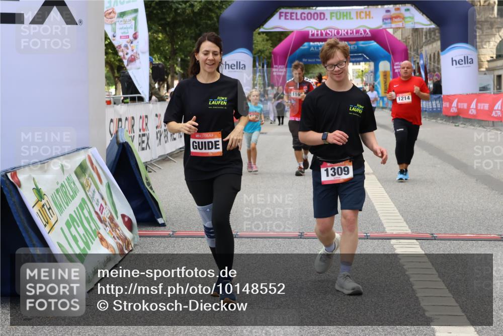 06.09.2026 - CURREX Alsterlauf Strokosch-Dieckow http://msf.ph/oto/10148552 06.09.2026 12:03:00 Ziel 1144, 1151, 1166, 1167, 1168, 1214, 1309, 1331 meine-sportfotos.de