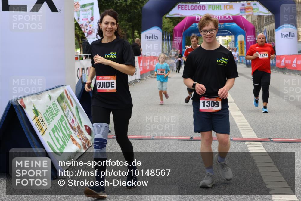 06.09.2026 - CURREX Alsterlauf Strokosch-Dieckow http://msf.ph/oto/10148567 06.09.2026 12:03:01 Ziel 1144, 1151, 1166, 1167, 1214, 1309, 1331 meine-sportfotos.de