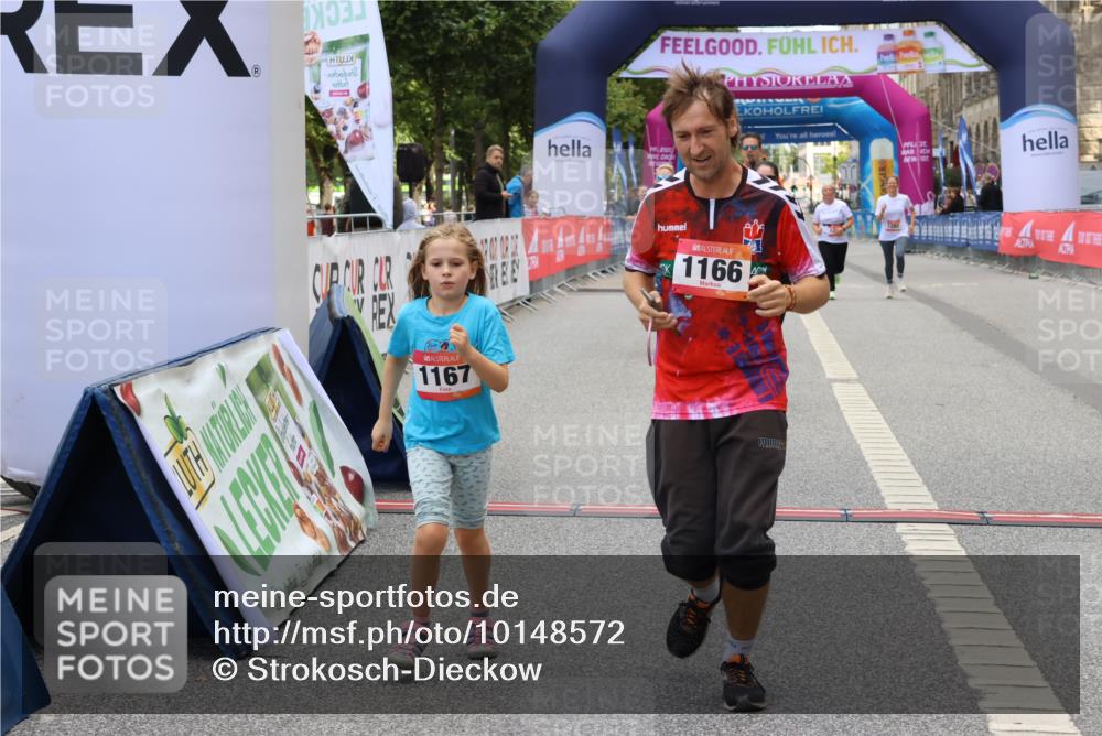 06.09.2026 - CURREX Alsterlauf Strokosch-Dieckow http://msf.ph/oto/10148572 06.09.2026 12:03:05 Ziel 1166, 1167, 1214, 1309, 1336, 6390, 8103 meine-sportfotos.de