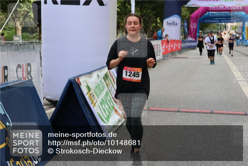 06.09.2026 - CURREX Alsterlauf Strokosch-Dieckow http://msf.ph/oto/10148681 06.09.2026 12:03:34 Ziel 1055, 1245 meine-sportfotos.de