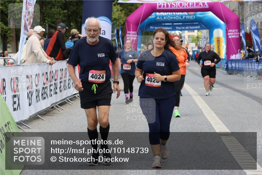 06.09.2026 - CURREX Alsterlauf Strokosch-Dieckow http://msf.ph/oto/10148739 06.09.2026 10:30:46 Ziel 4024, 4026, 4853 meine-sportfotos.de