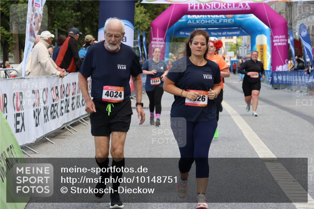 06.09.2026 - CURREX Alsterlauf Strokosch-Dieckow http://msf.ph/oto/10148751 06.09.2026 10:30:46 Ziel 4024, 4026, 4853 meine-sportfotos.de