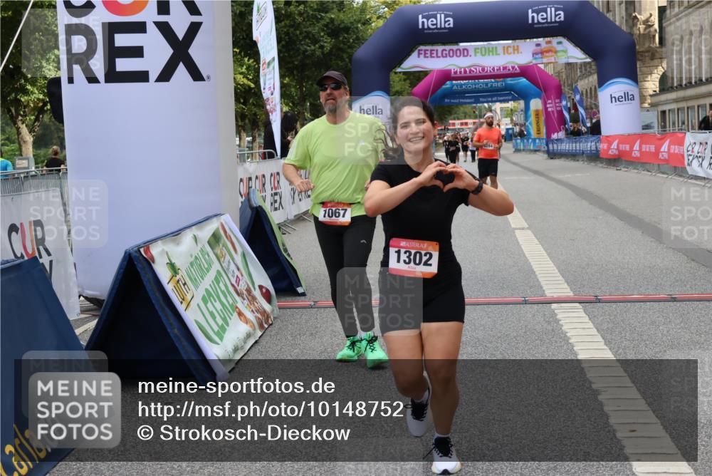 06.09.2026 - CURREX Alsterlauf Strokosch-Dieckow http://msf.ph/oto/10148752 06.09.2026 12:03:47 Ziel 1067, 1145, 1180, 1302, 1335 meine-sportfotos.de