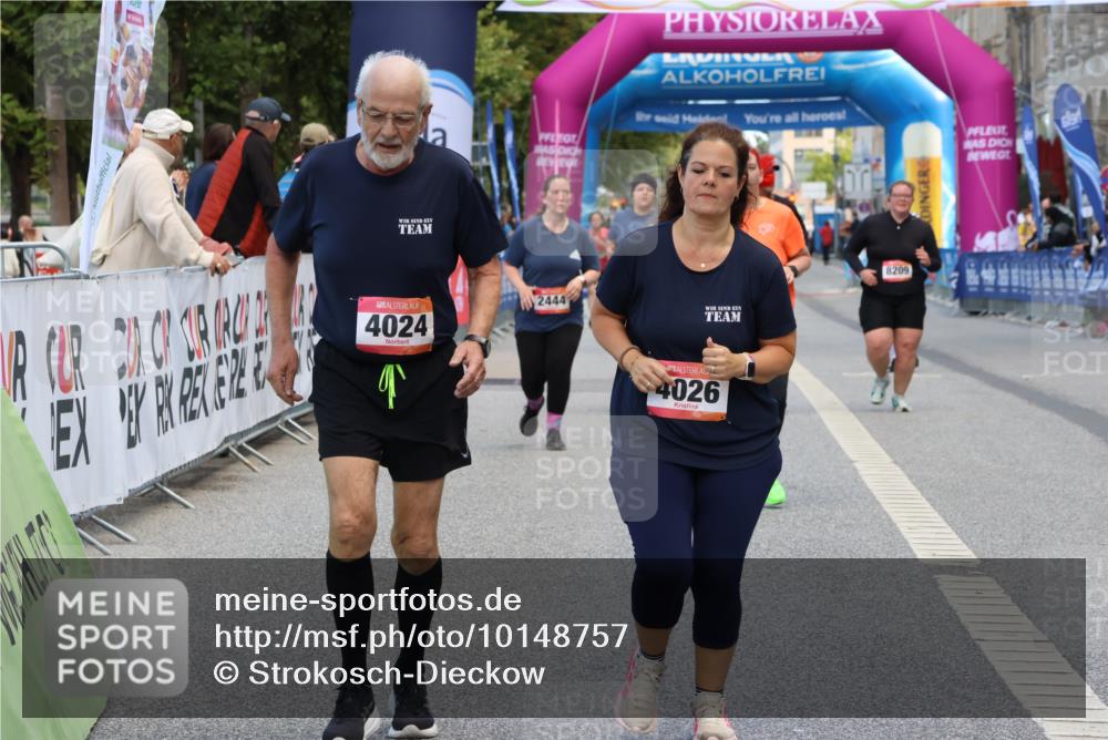 06.09.2026 - CURREX Alsterlauf Strokosch-Dieckow http://msf.ph/oto/10148757 06.09.2026 10:30:47 Ziel 4024, 4026, 4853 meine-sportfotos.de