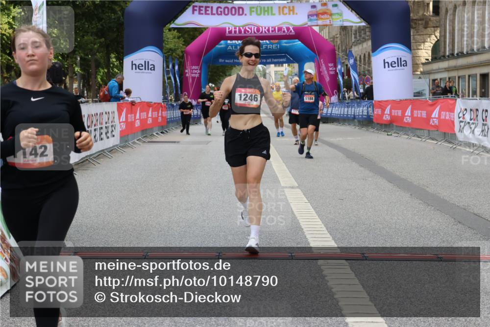 06.09.2026 - CURREX Alsterlauf Strokosch-Dieckow http://msf.ph/oto/10148790 06.09.2026 12:04:04 Ziel 1142, 1246 meine-sportfotos.de