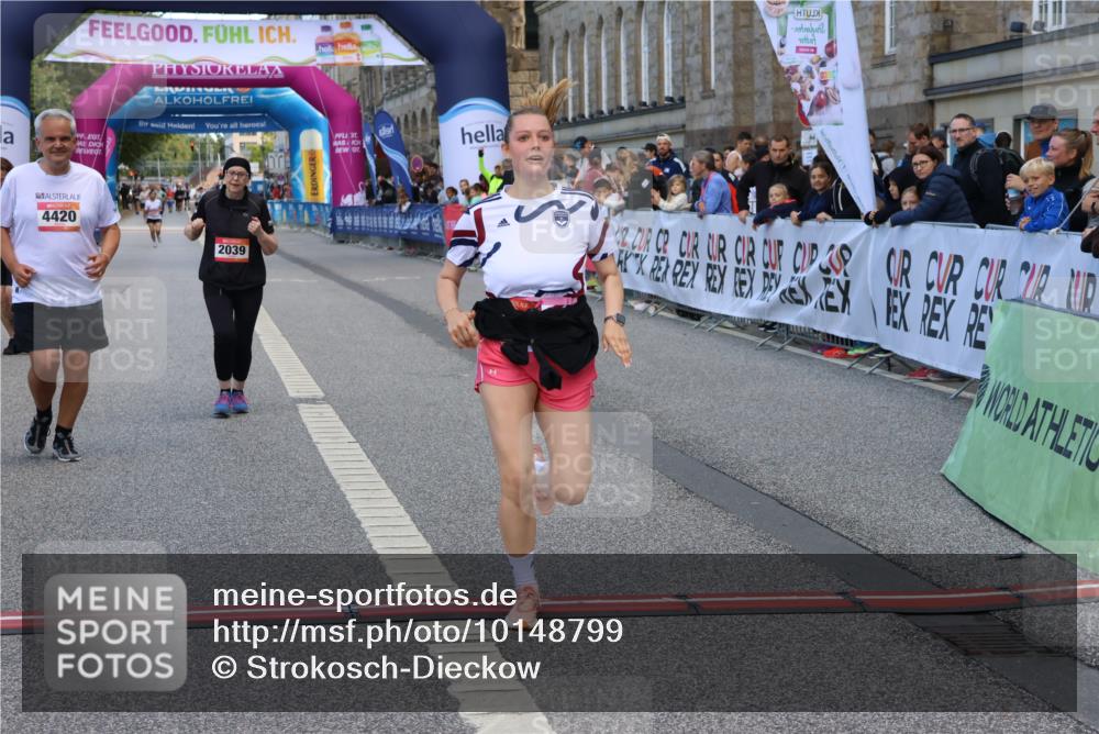 06.09.2026 - CURREX Alsterlauf Strokosch-Dieckow http://msf.ph/oto/10148799 06.09.2026 10:31:02 Ziel 2039, 2409, 3676, 4420, 4773, 6195, 6197 meine-sportfotos.de