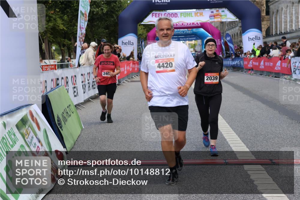 06.09.2026 - CURREX Alsterlauf Strokosch-Dieckow http://msf.ph/oto/10148812 06.09.2026 10:31:05 Ziel 2039, 2409, 4420, 4773 meine-sportfotos.de