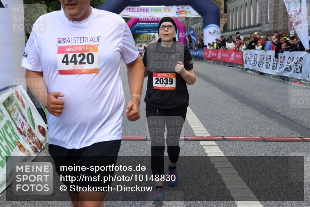 06.09.2026 - CURREX Alsterlauf Strokosch-Dieckow http://msf.ph/oto/10148830 06.09.2026 10:31:07 Ziel 2039, 2409, 4420, 4773 meine-sportfotos.de