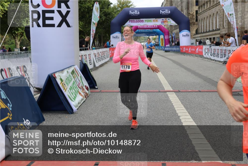 06.09.2026 - CURREX Alsterlauf Strokosch-Dieckow http://msf.ph/oto/10148872 06.09.2026 12:04:27 Ziel 1046, 1071, 1158, 1174, 1178, 1241, 1307 meine-sportfotos.de